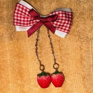 Strawberry theme bow